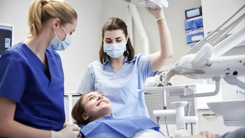 Diş Hekimi Asistanı Bilmesi Gerekenler