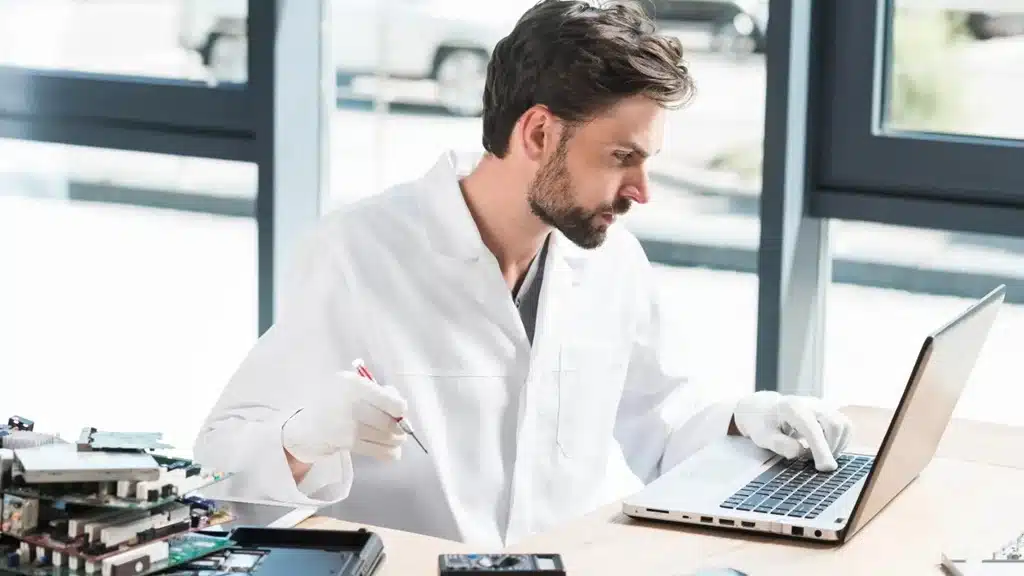 Bilgisayar Operatörlüğü Ne İş Yapar?