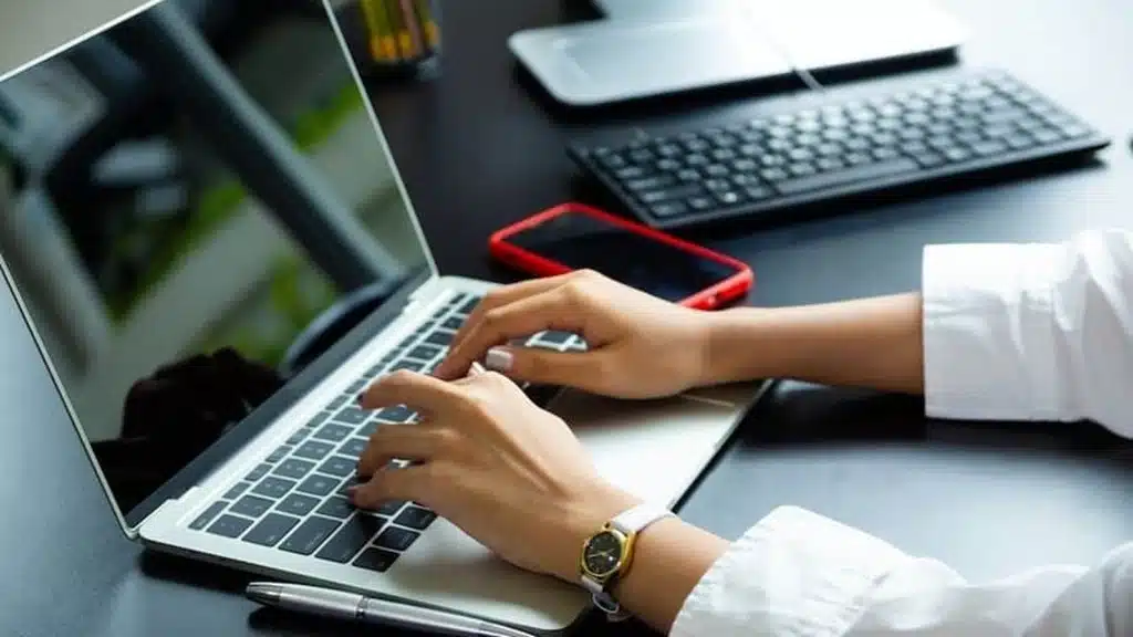 Online Bilgisayar Sertifikası ile Geleceğinize Yatırım Yapın!